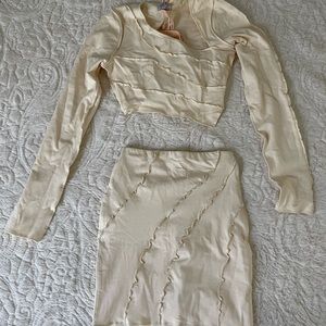 2- Piece Set